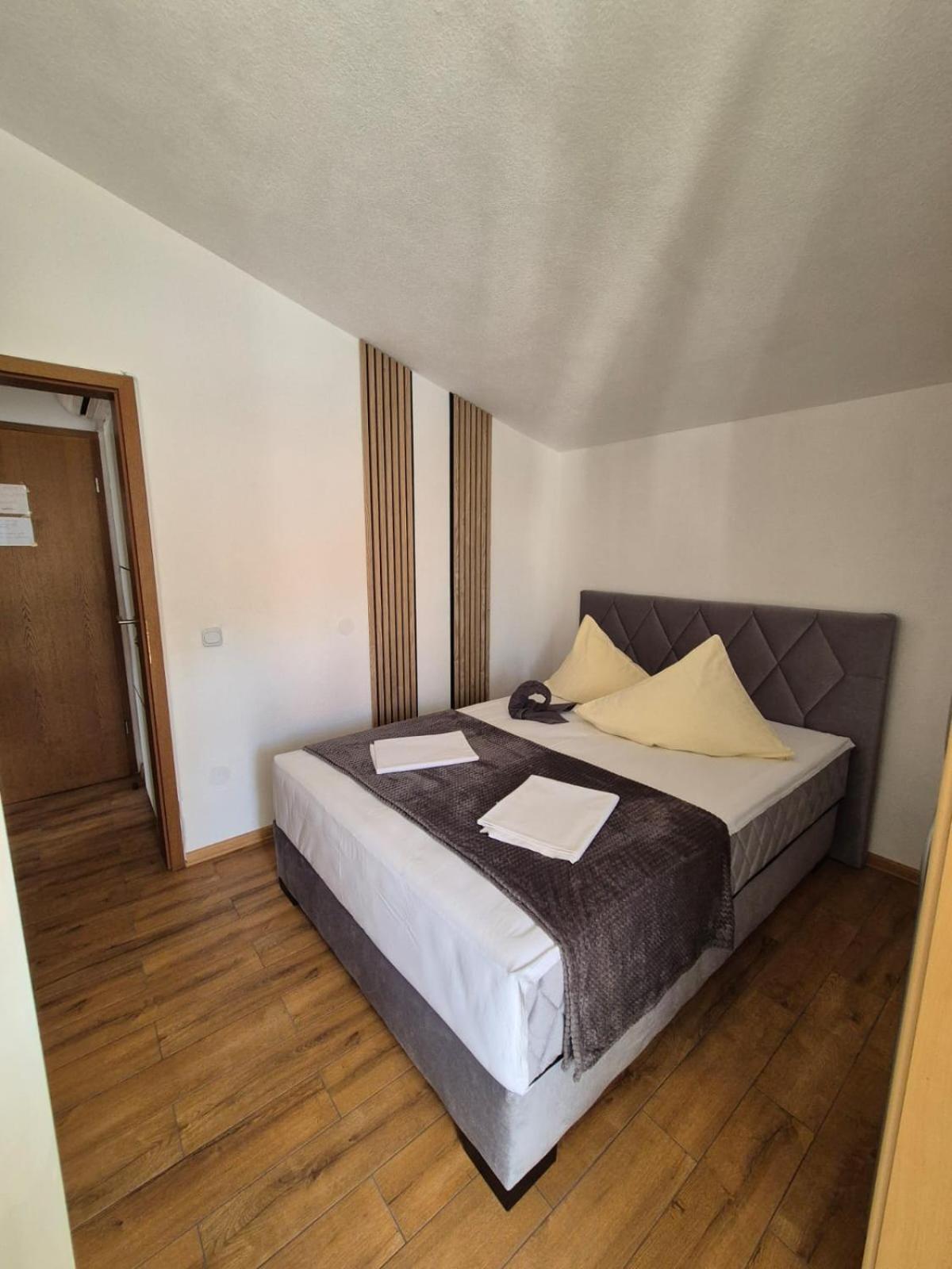 Vila Mateja Trogir Exterior foto