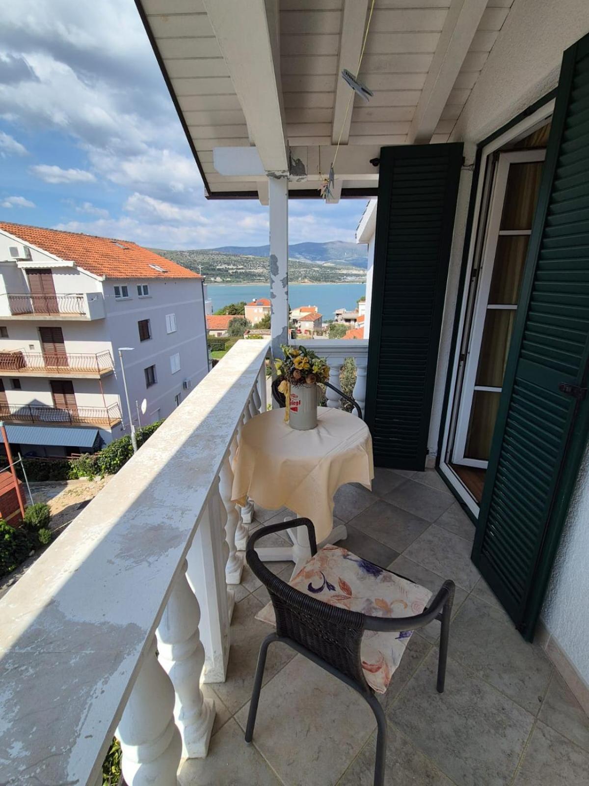 Ferienwohnung Vila Mateja Trogir Exterior foto