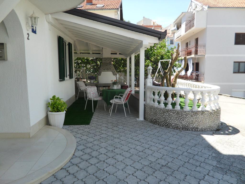 Ferienwohnung Vila Mateja Trogir Exterior foto